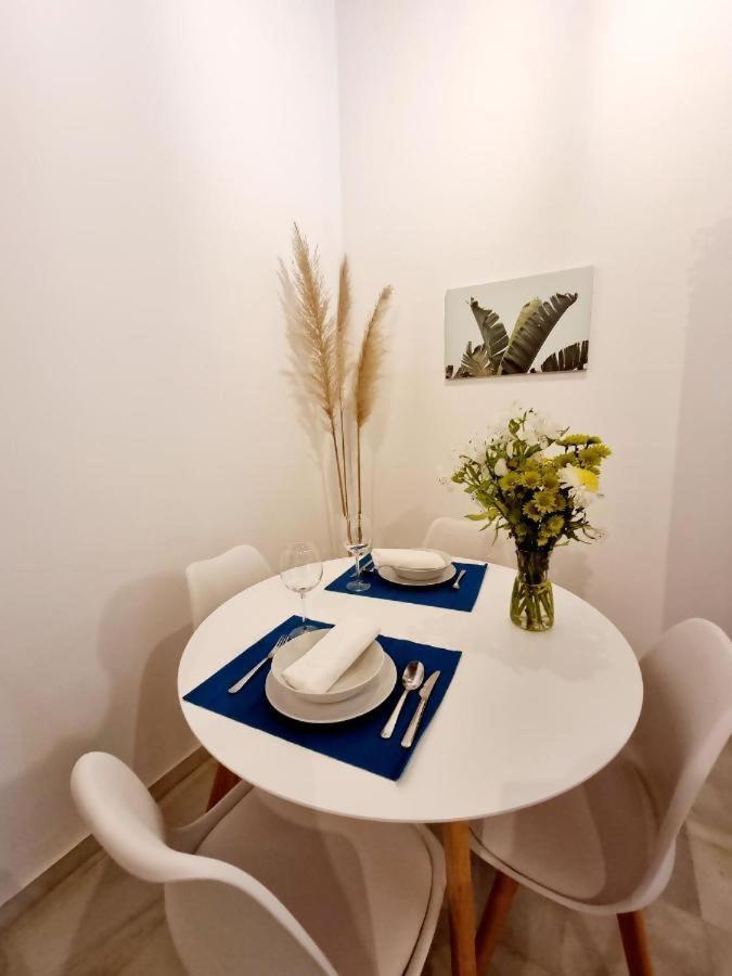 Hostfy Mercado De Triana เซบีญา ภายนอก รูปภาพ