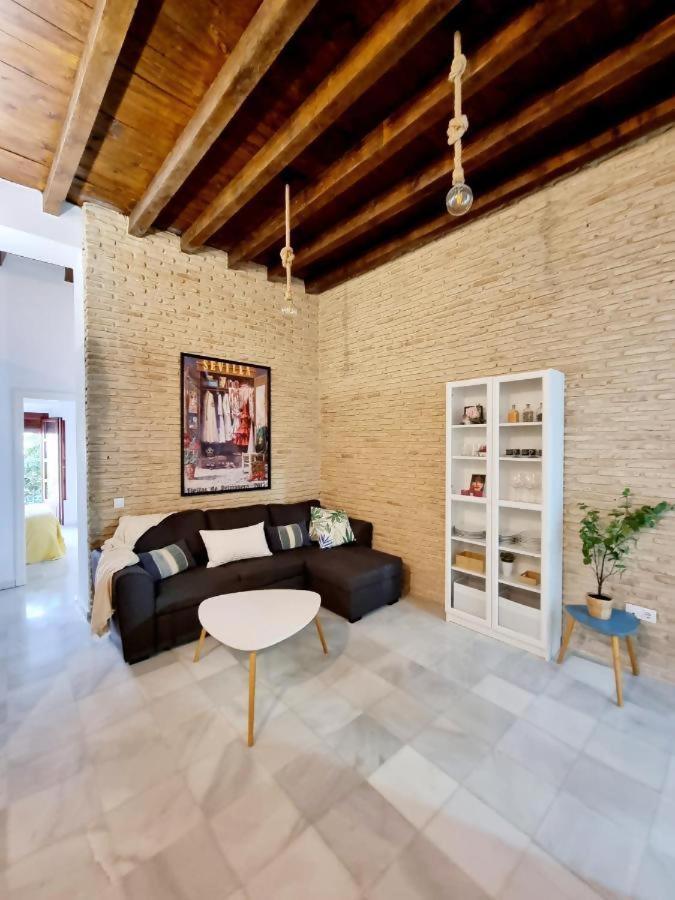 Hostfy Mercado De Triana เซบีญา ภายนอก รูปภาพ